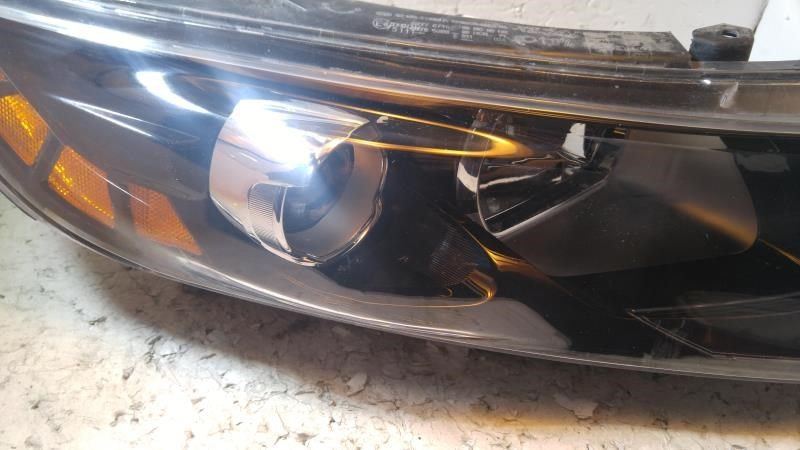 Right headlamp assembly composite used genuine OEM KIA Optima 2012-2013