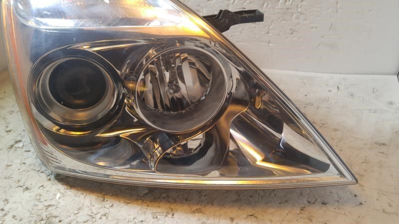 Faro usado original (OEM) KIA Sedona 2007-2012