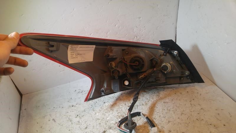 Calavera (luz trasera) derecha usada original (OEM) Nissan Altima 2013
