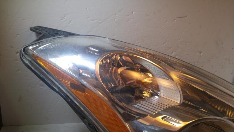 Right headlamp assembly composite used genuine OEM Nissan Altima 2010-2012