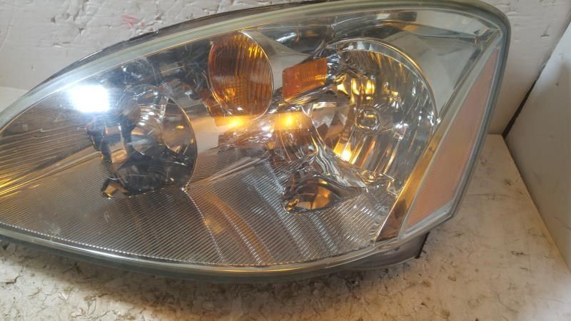 Faro izquierdo usado original (OEM) Nissan Altima 2002-2004