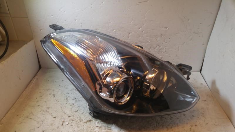 Right headlamp assembly composite used genuine OEM Nissan Altima 2010-2013