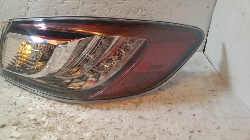 Right taillamp assembly used genuine OEM Mazda 3 2010-2013
