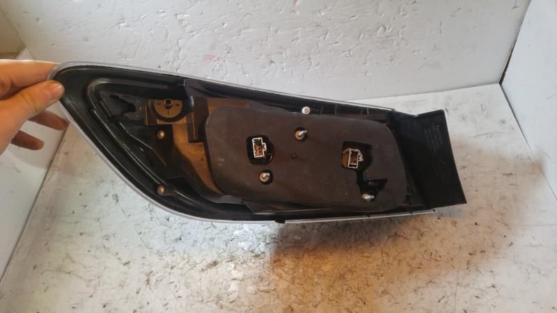 Right taillamp assembly used genuine OEM Mazda 3 2010-2013