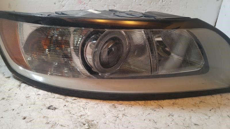 Headlamp Assembly used genuine OEM Volvo Volvo 40 Series 2008-2011