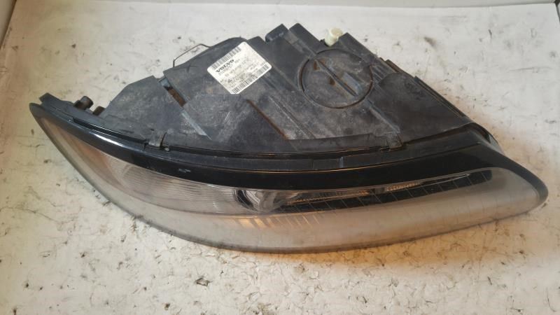 Headlamp Assembly used genuine OEM Volvo Volvo 40 Series 2008-2011