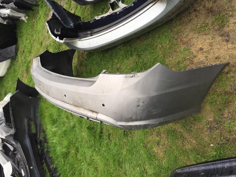 Rear Bumper Cover used genuine OEM Mercedes-Benz Mercedes E-Class 2010-2013