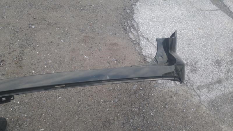 Defensa (parachoques) trasera usada original (OEM) Ford Explorer 2011-2015