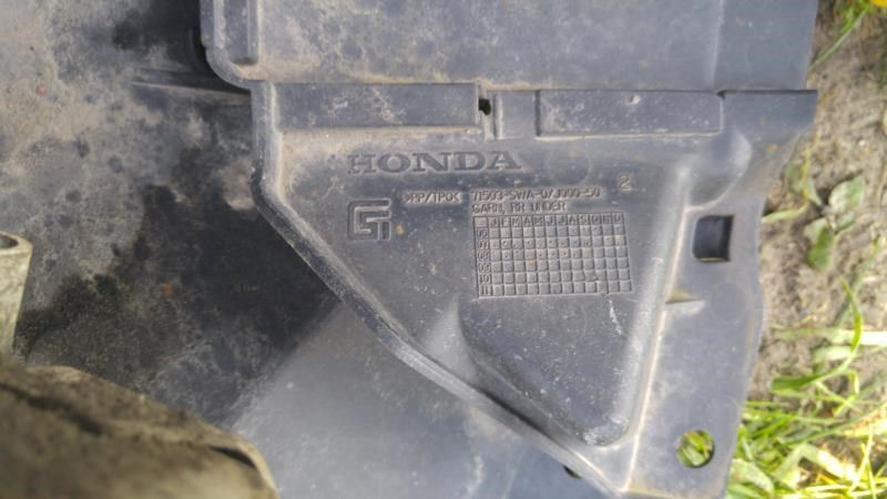 Defensa (parachoques) trasera izquierda usada original (OEM) Honda CR-V 2007-2009