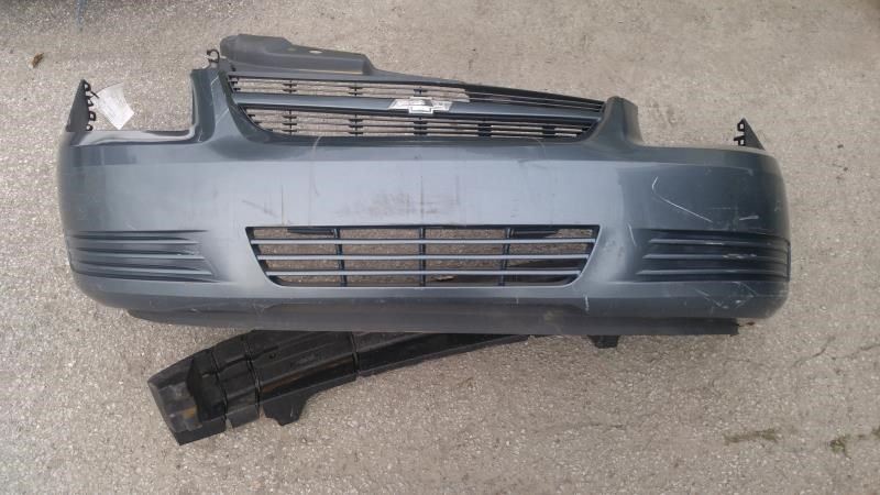 Defensa (parachoques) delantera usada original (OEM) Chevrolet Cobalt 2005-2010