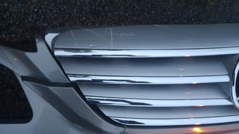 Front bumper cover used genuine OEM Mercedes-Benz B200 2006-2011