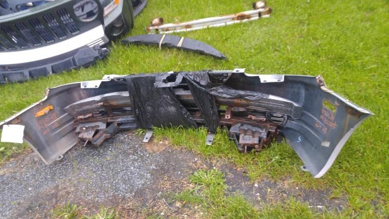 Front bumper energy absorber used genuine OEM Hyundai Accent 2003-2006