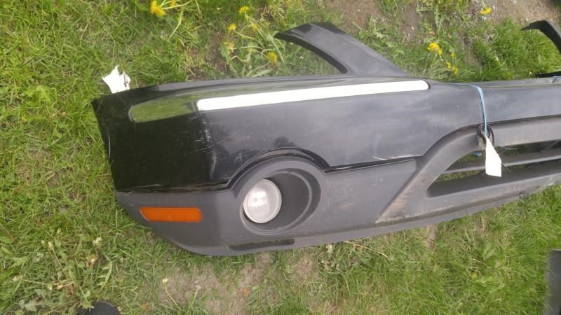 Defensa (parachoques) delantera usada original (OEM) Chrysler Pacifica 2004-2006