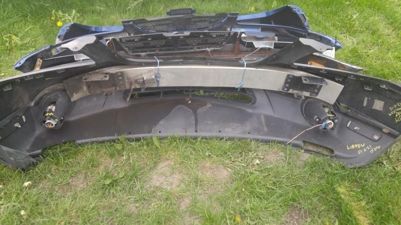Defensa (parachoques) delantera usada original (OEM) Chrysler Pacifica 2004-2006