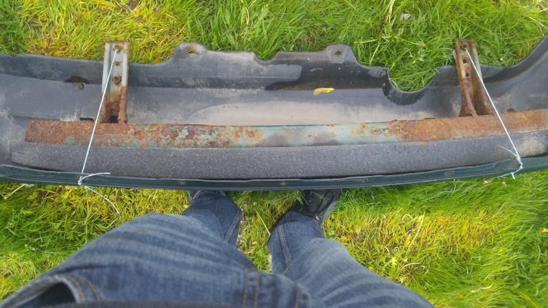 Refuerzo de defensa trasero usado original (OEM) Honda Civic 2001-2005