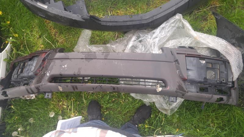 Front Bumper Cover used genuine OEM Volvo Volvo XC90 2003-2006
