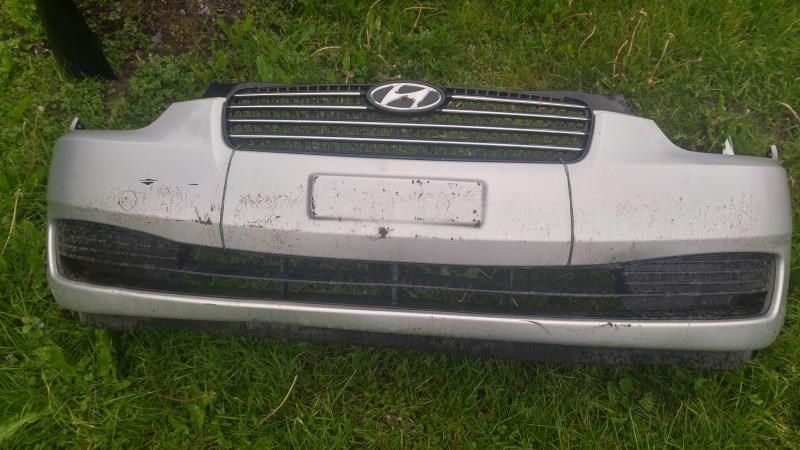 Front bumper molding used genuine OEM Hyundai Accent 2006-2011