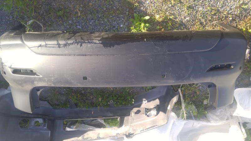 Defensa (parachoques) trasera usada original (OEM) Infiniti QX60 2014-2015