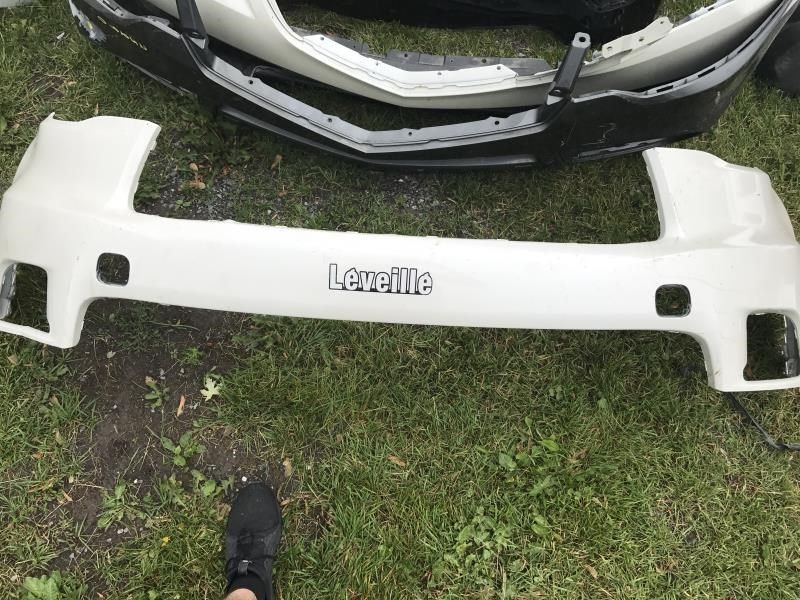 Front bumper cover upper used genuine OEM Toyota Highlander 2014-2016