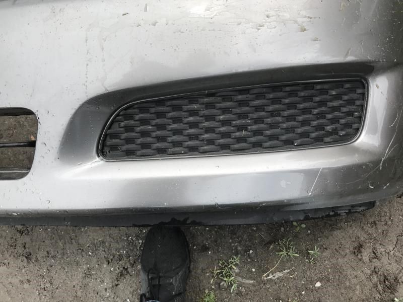 Defensa (parachoques) delantera usada original (OEM) Infiniti G37 2008-2010
