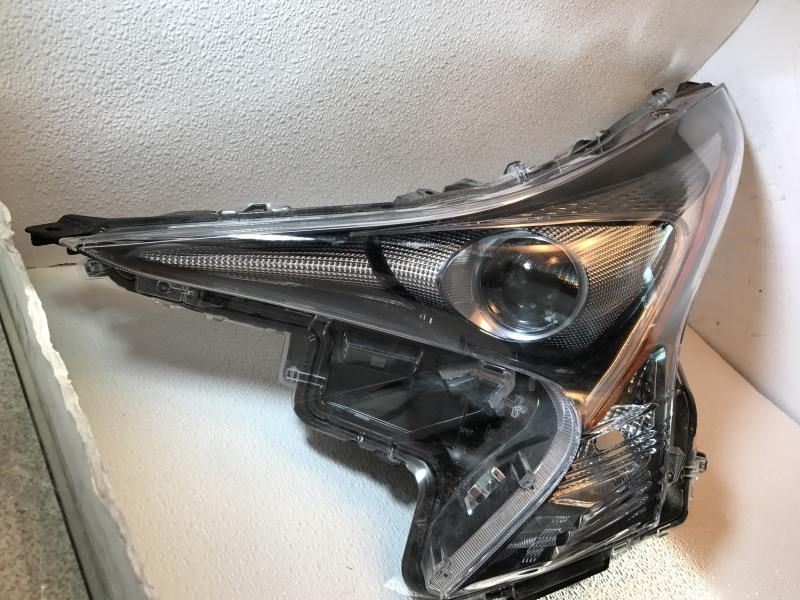 Left headlamp lens/housing used genuine OEM Toyota Prius 2016-2017