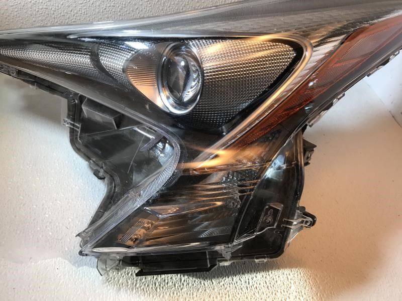 Left headlamp lens/housing used genuine OEM Toyota Prius 2016-2017