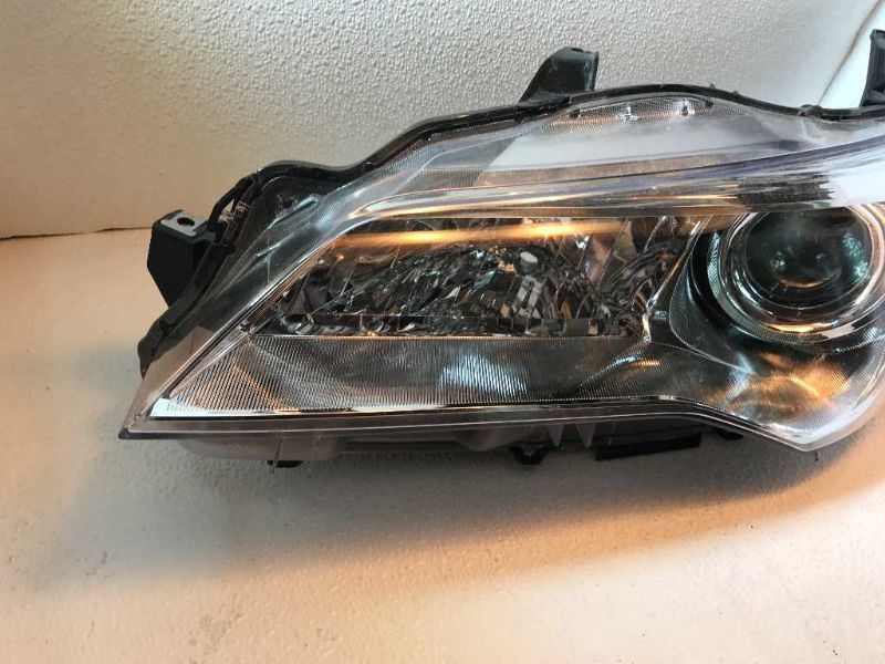Faro usado original (OEM) Toyota Camry 2015-2017