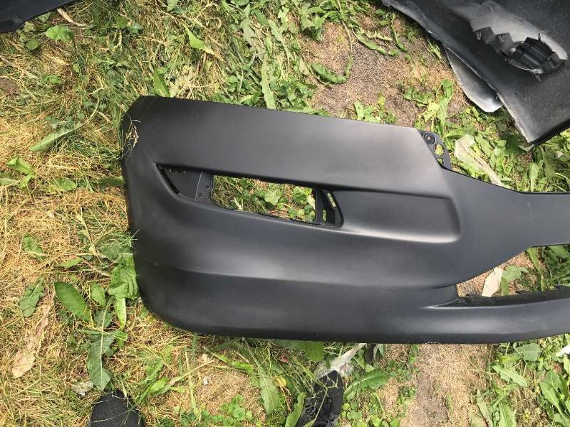 Front bumper cover upper used genuine OEM Honda Crosstour 2013-2015
