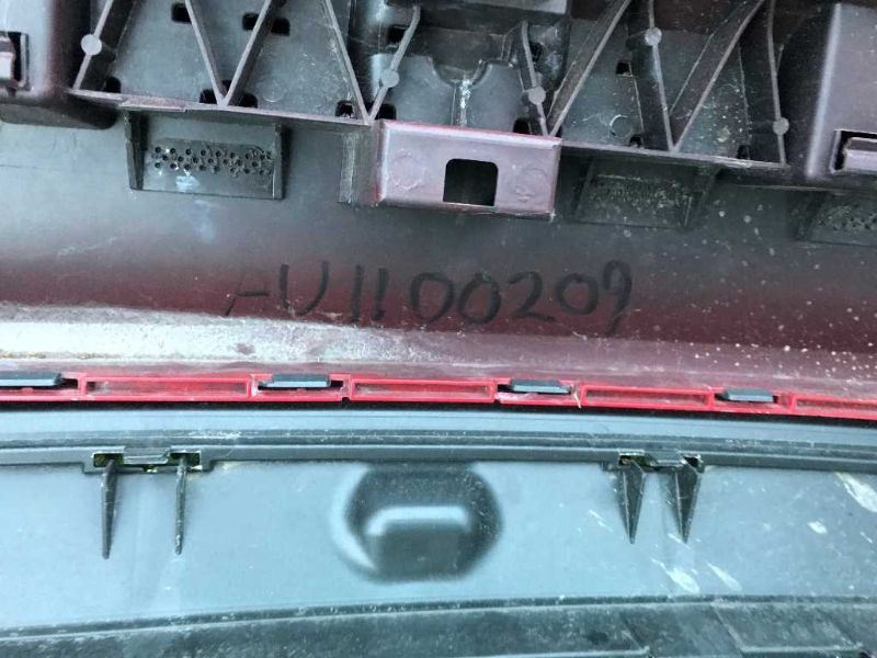 Defensa (parachoques) trasera usada original (OEM) Audi A4 2013-2016