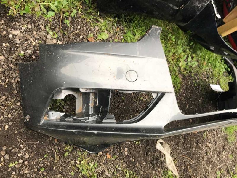 Defensa (parachoques) delantera usada original (OEM) Audi A4 2013-2016