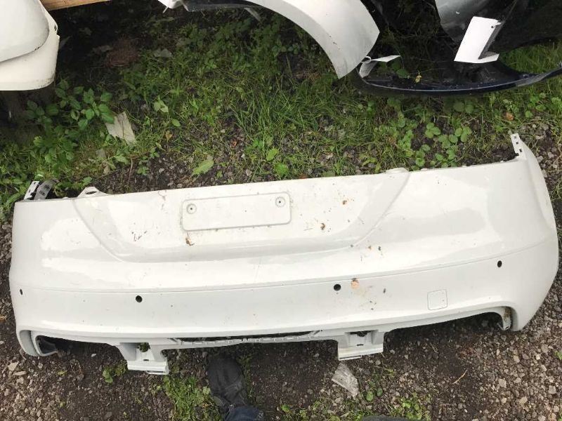 Defensa (parachoques) trasera usada original (OEM) Audi TT Quattro 2008-2015