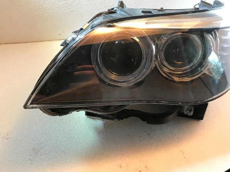 Left headlamp lens/housing used genuine OEM BMW 528I 2008-2010