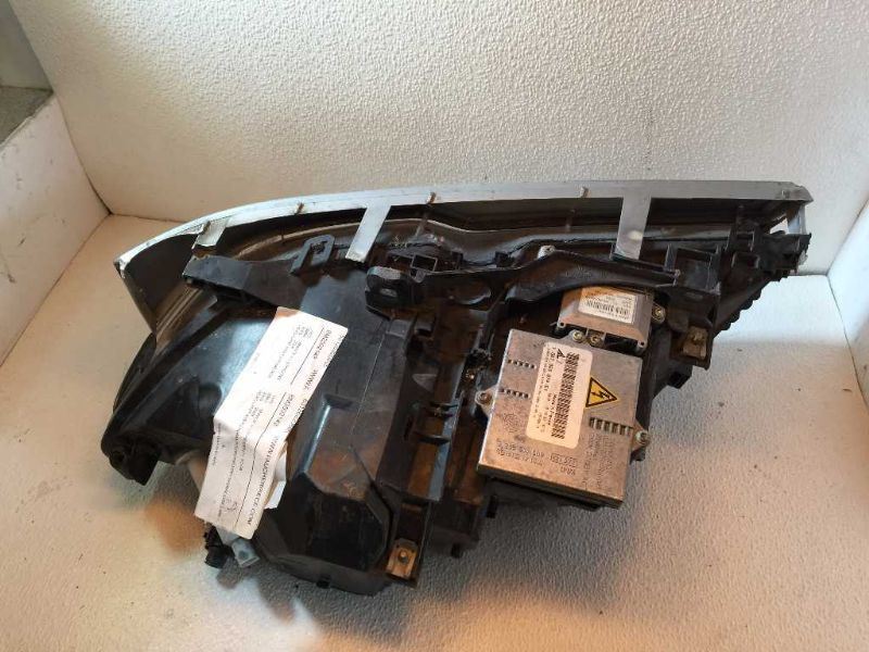 Right headlamp lens/housing used genuine OEM BMW 325CI 2004-2006