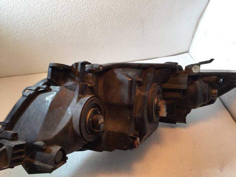 Right headlamp assembly composite used genuine OEM Toyota Corolla 2009-2010