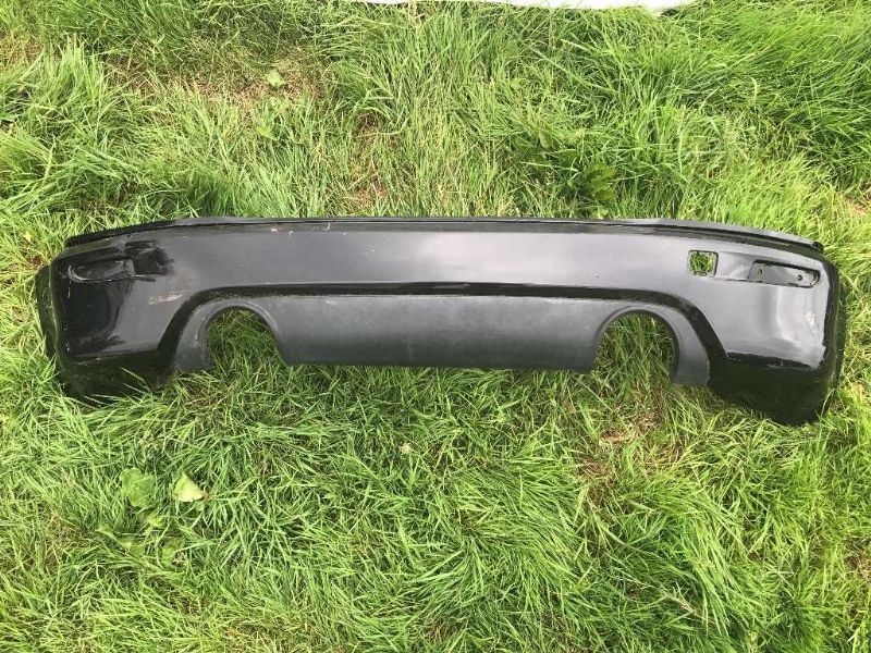 Defensa (parachoques) trasera usada original (OEM) Mercedes-Benz C300 2008-2011