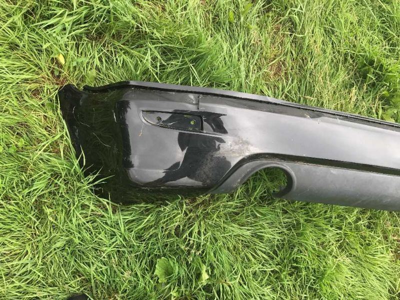 Defensa (parachoques) trasera usada original (OEM) Mercedes-Benz C300 2008-2011