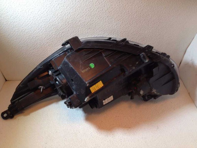 Faro derecho usado original (OEM) Hyundai Accent 2015-2017