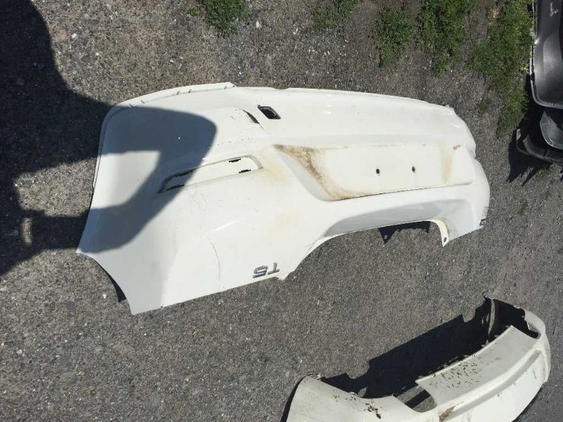 Defensa (parachoques) trasera usada original (OEM) Mercedes-Benz C300 2012-2014