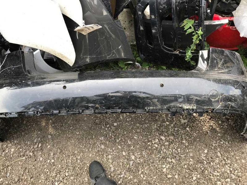 Defensa (parachoques) trasera usada original (OEM) Audi A3 2015