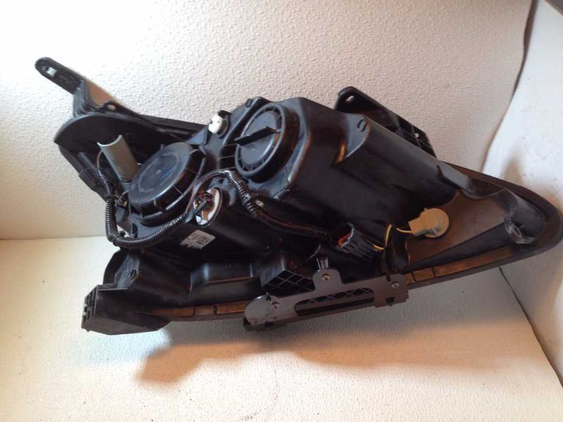Left headlamp assembly composite used genuine OEM Nissan Sentra 2013-2015