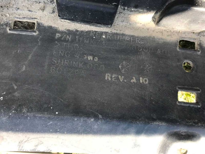Defensa (parachoques) trasera usada original (OEM) Jeep Patriot 2011-2017