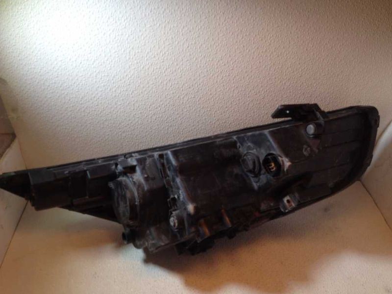 Faro izquierdo usado original (OEM) Hyundai Tucson 2016-2018