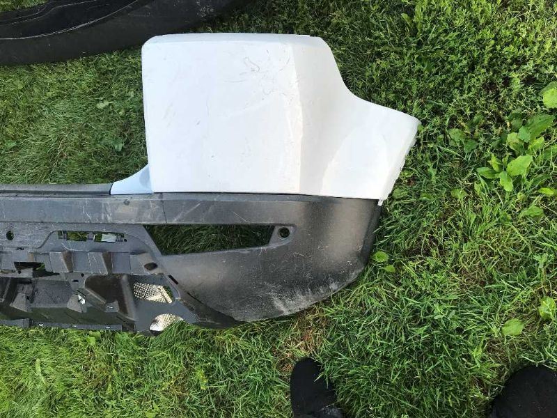 Rear bumper cover used genuine OEM Land Rover Range Rover Evoque 2012-2015