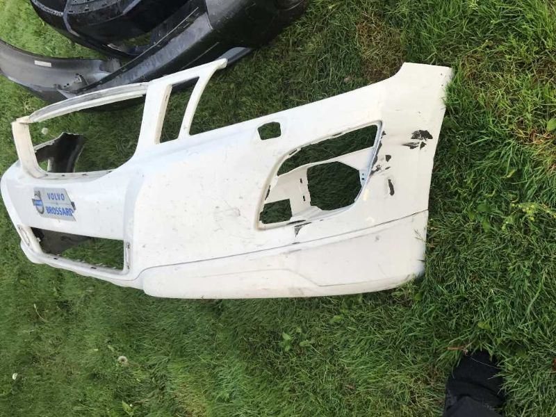 Front Bumper Cover used genuine OEM Volvo Volvo 60 Series 2009-2013