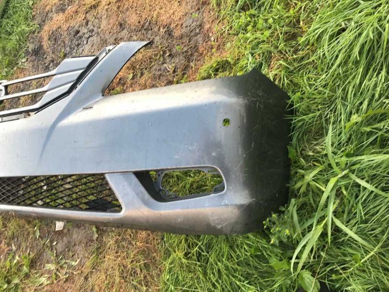 Defensa (parachoques) delantera usada original (OEM) Honda Odyssey 2008-2010