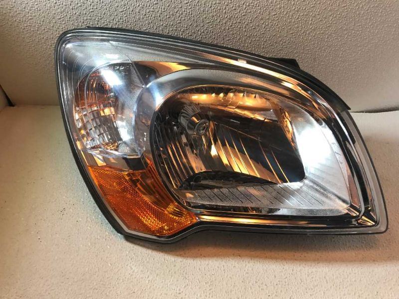 Right headlamp assembly composite used genuine OEM KIA Sportage 2008-2010