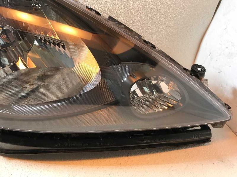Right headlamp assembly composite used genuine OEM Honda FIT 2007-2008