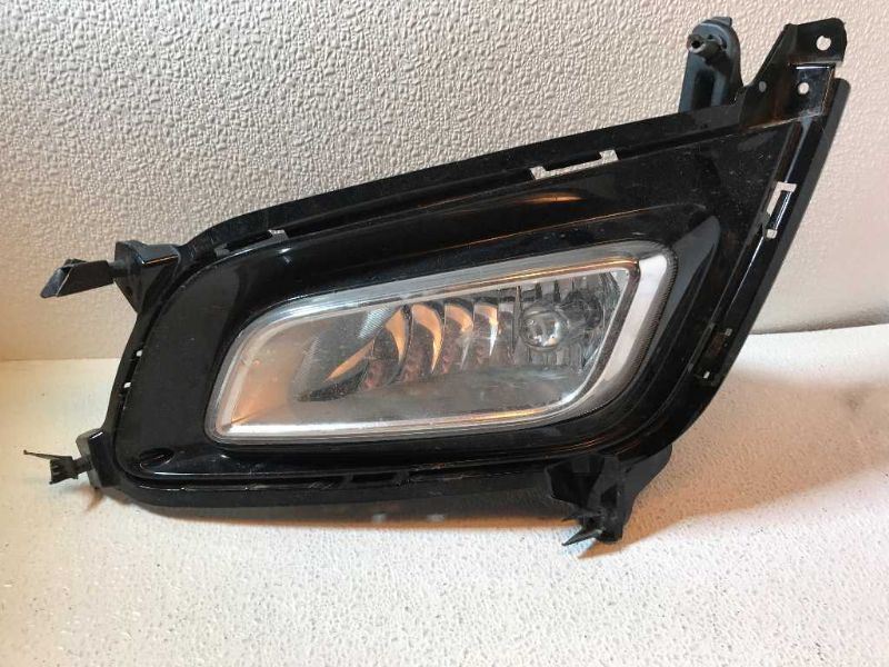 Left fog lamp assembly used genuine OEM KIA Optima 2014-2016