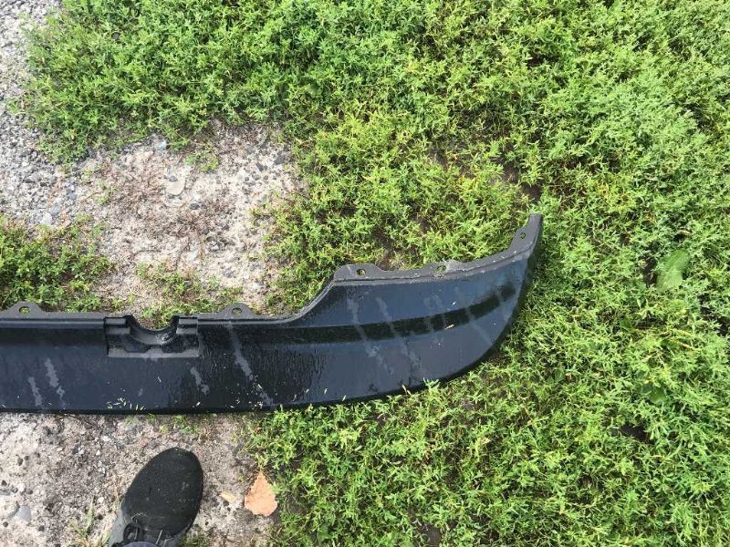 Front bumper cover used genuine OEM Honda Pilot 2012-2015