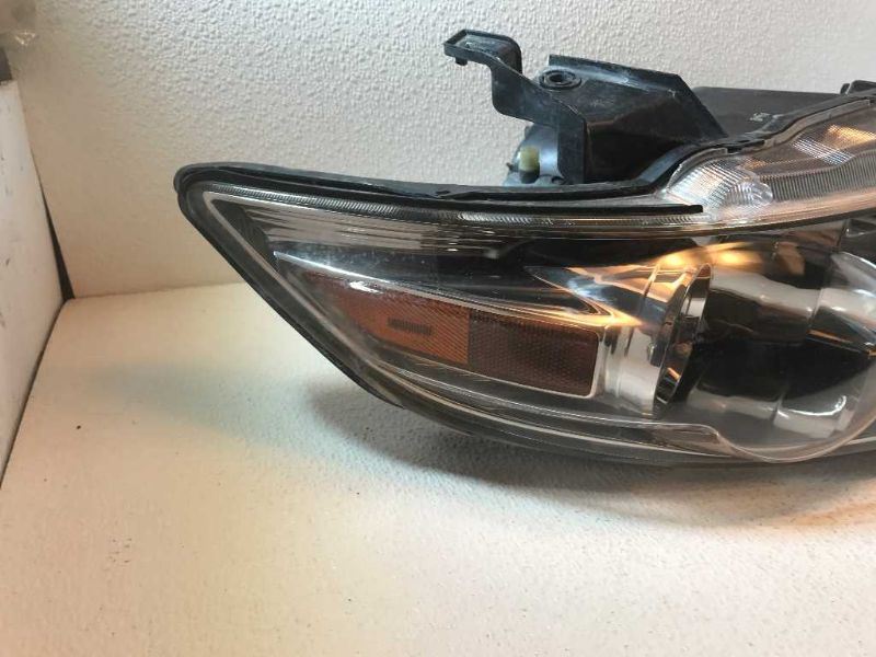 Right headlamp assembly composite used genuine OEM Infiniti FX35 2003-2008